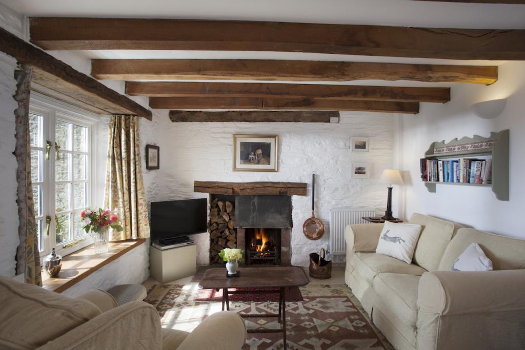 Hollyhock Cottage A Romantic Cornish Holiday Cottage For Two