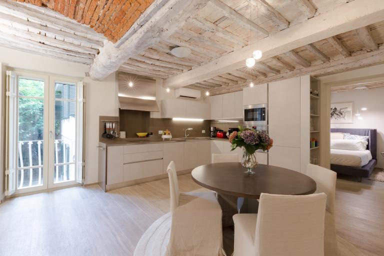 Palazzo Apartments Lucca: stylish holiday apartments in the heart of ...