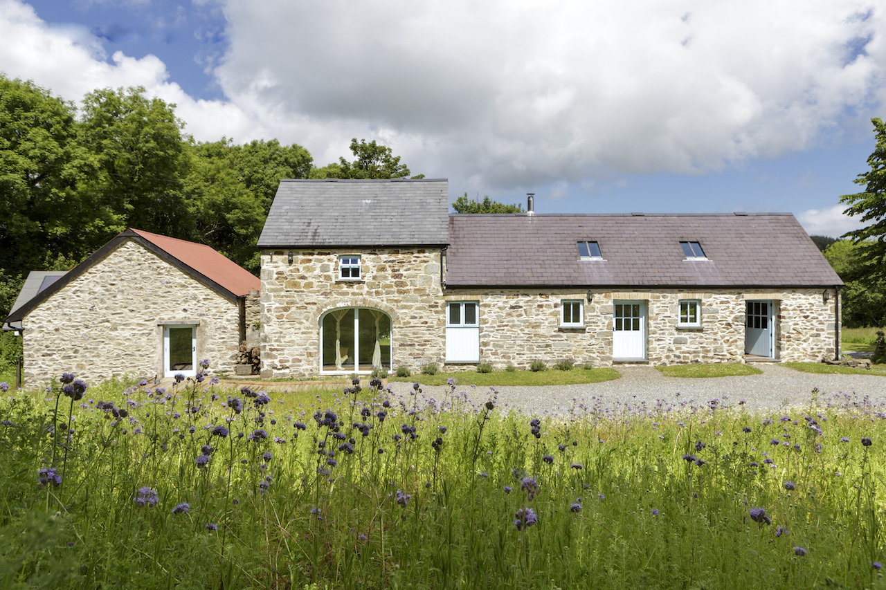 Cozy and beautiful, romantic cottage for two in Wales, Nantwen