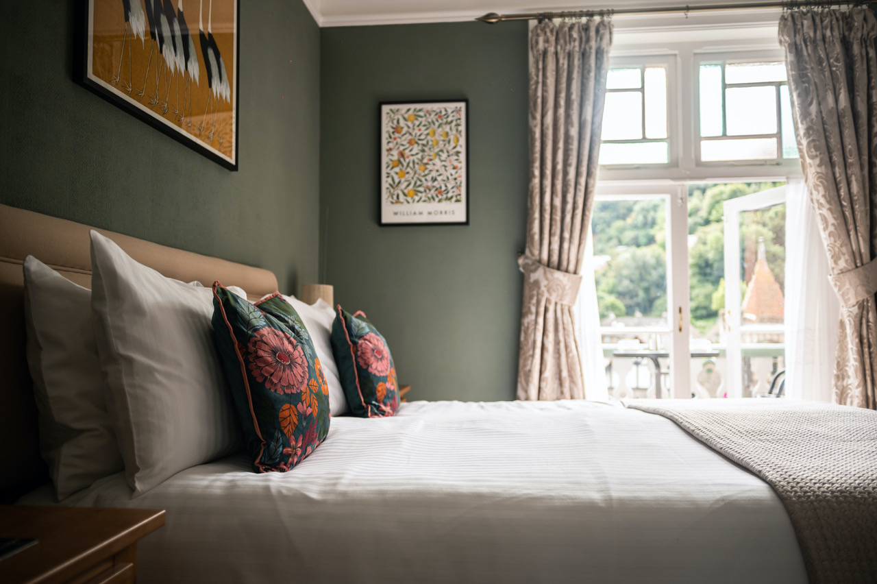 Southcliffe B&B Boutique B&b Close To Beaches In Lynton - Further Afield